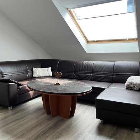 Marienhaus Apartment - Zentral, Parken, Netflix, Kontaktloses Einchecken Вупертал Екстериор снимка