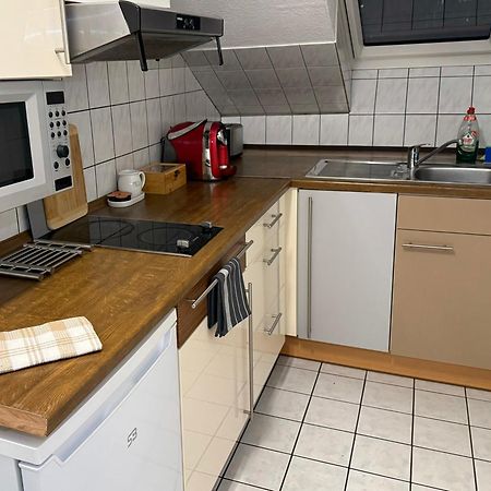 Marienhaus Apartment - Zentral, Parken, Netflix, Kontaktloses Einchecken Вупертал Екстериор снимка